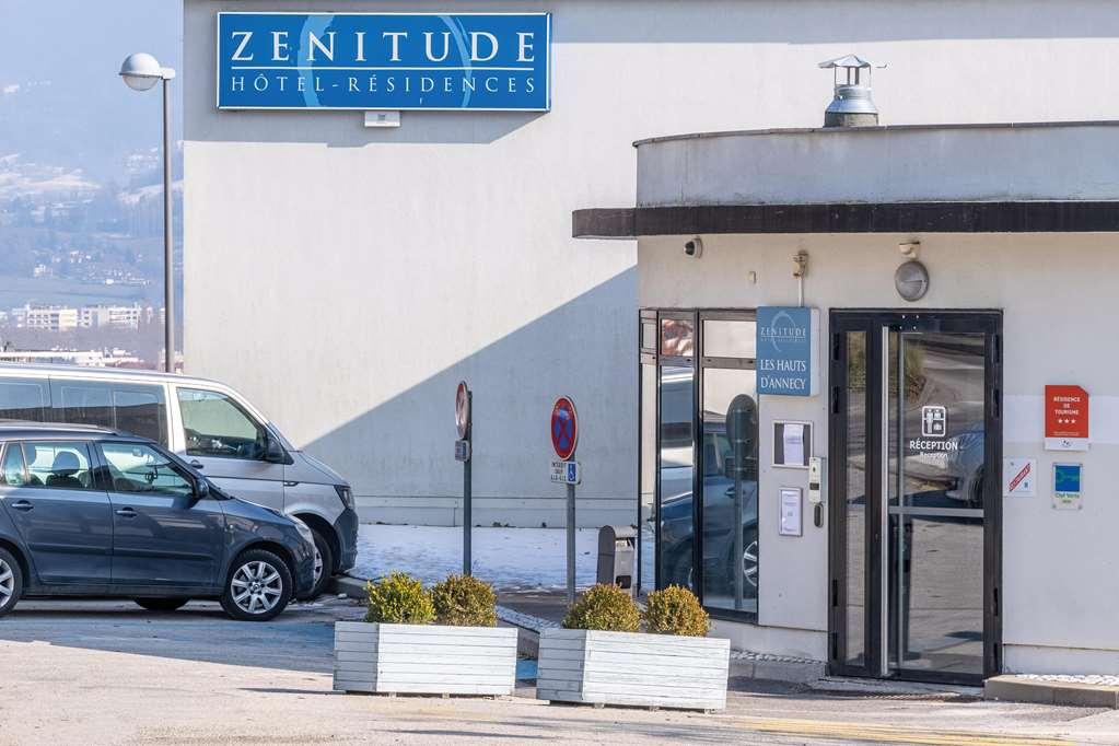 Zenitude Hotel-Residences Les Hauts D'Анси Экстерьер фото